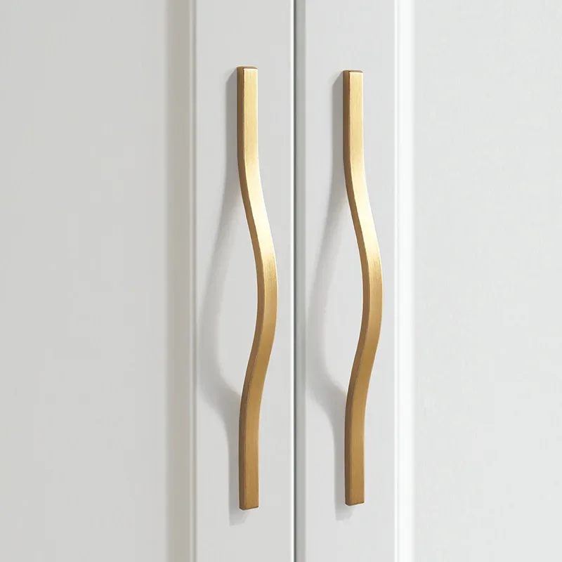 Electroplated Brushed Gold Cab - Curved Spring Bar recension och pris